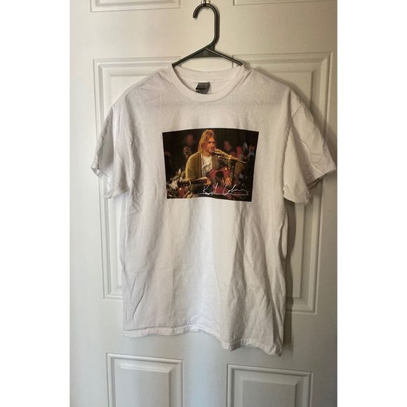 Kurt Cobain Shirt - Picture 2 of 3